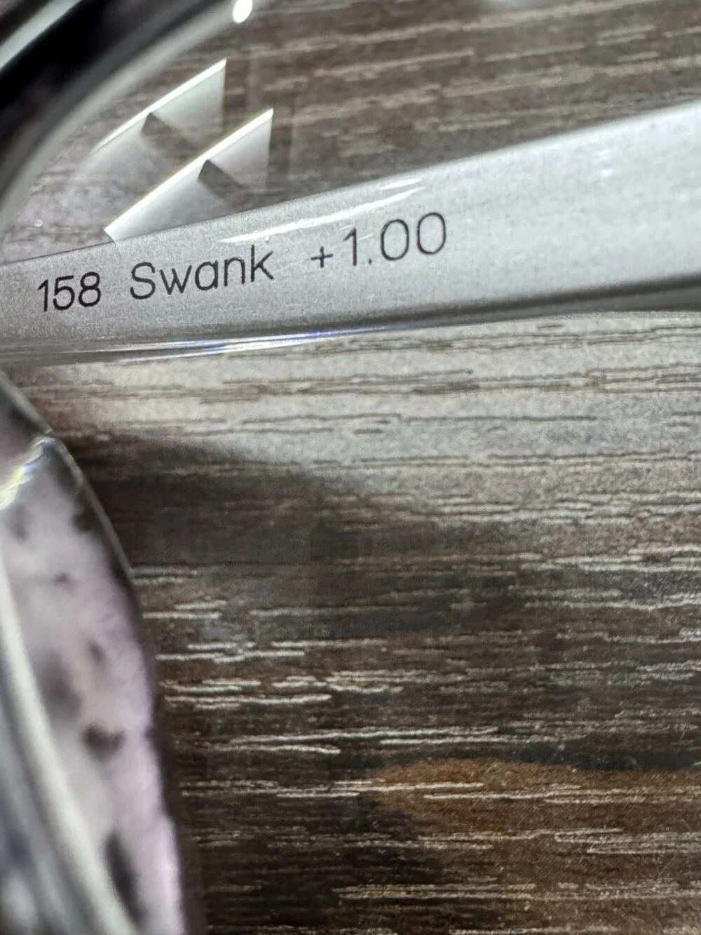 Peepers swank Readers +1.00 in Silver Tortoise Shell w Soft Case reading glasses